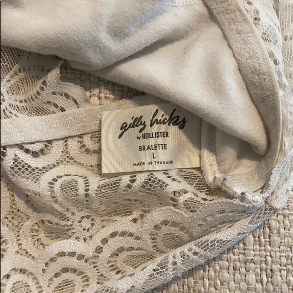 Hollister Bralette - Picture 2 of 2